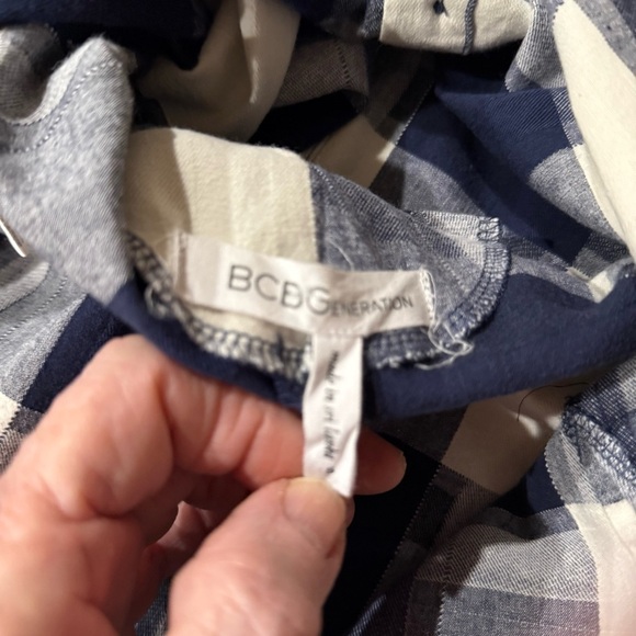 BCBGeneration Plaid Flannel Shirt Lace-up Back Button Front Navy Women’s Small - Picture 11 of 11